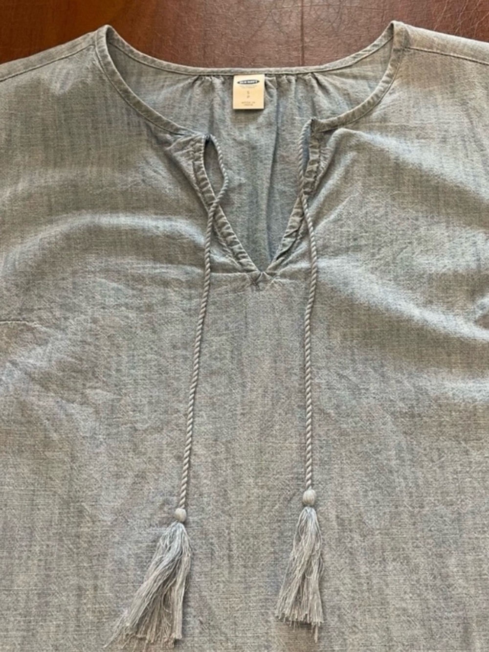 Old Navy Embroidered Long Sleeve Boho Blue Denim A-Line Split Neck Shift Dress S - Picture 7 of 13